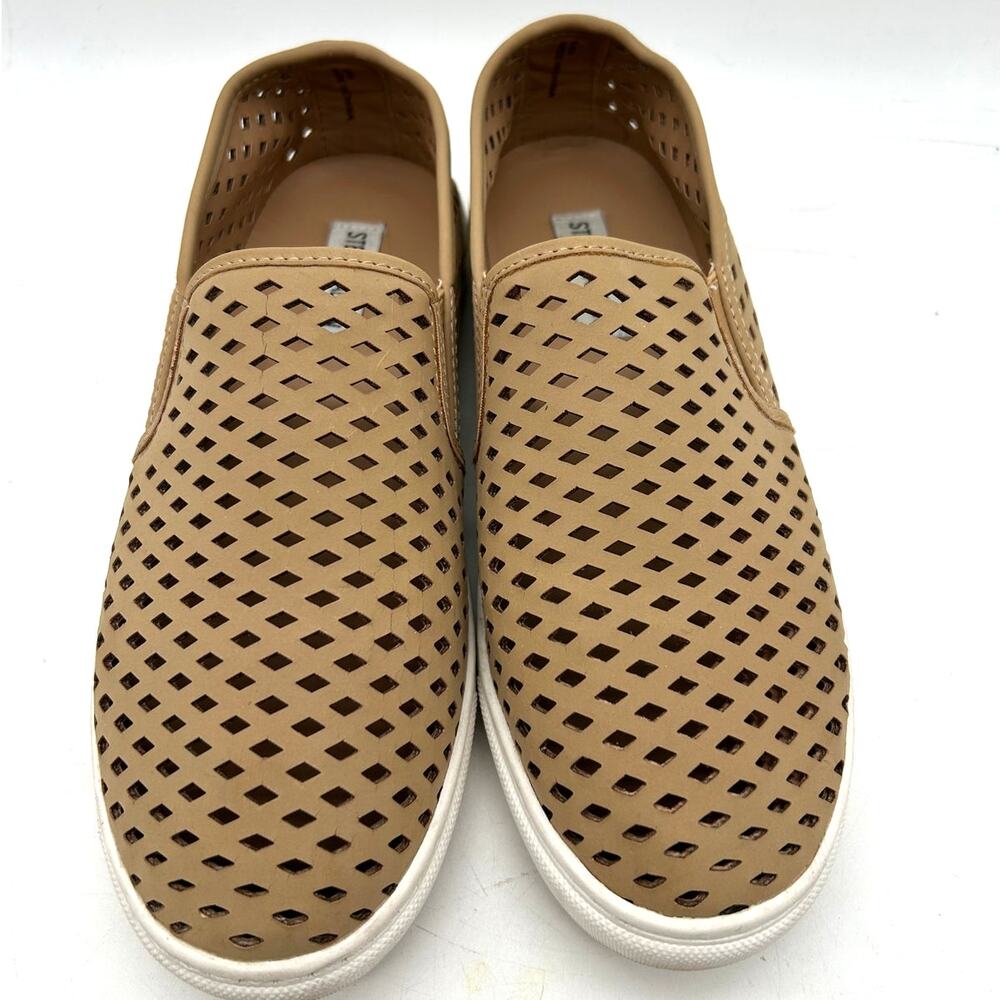 Steve Madden Zeena Camel Perforated Slip-On Sneakers Women's Size 8.5